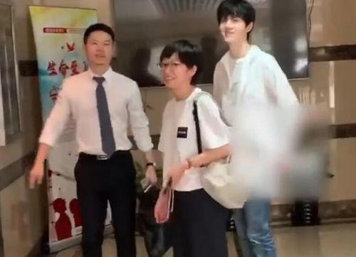 王喆吃瓜视频哪里可以看,观看指南及热门平台汇总