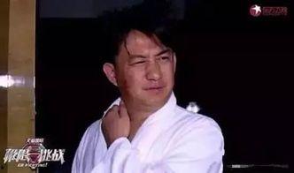 黄磊吃瓜眼神视频播放,揭秘明星私下趣味瞬间