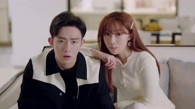 两对情侣吃瓜视频大全集,两对情侣的甜蜜瓜界风云录