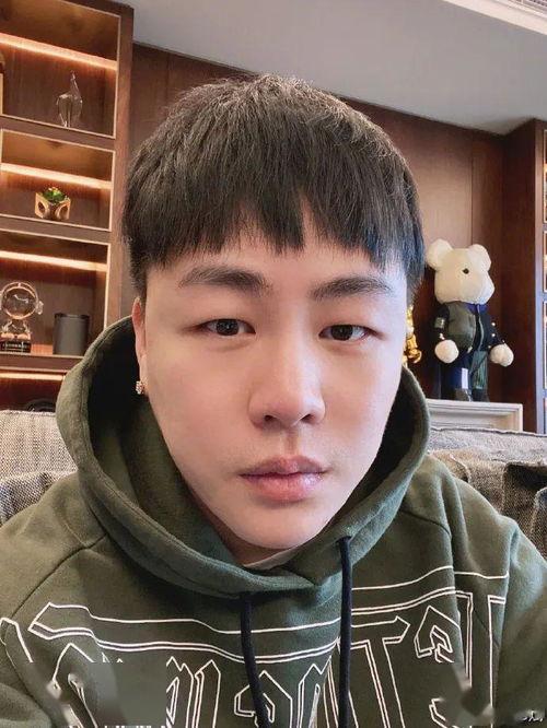 胡彦斌躺枪吃瓜视频