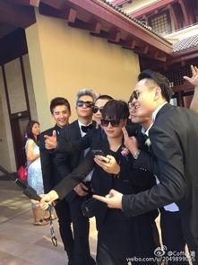 吃瓜自拍曝光伴郎团视频