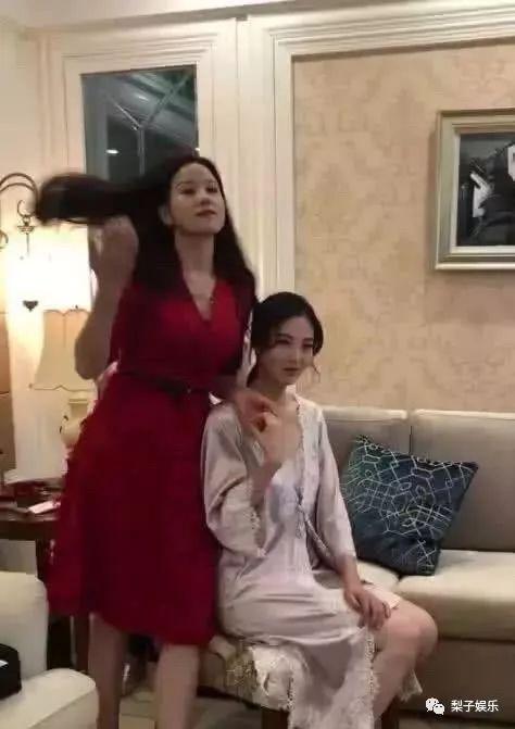 最美丈母娘吃瓜视频,最美丈母娘风采尽显